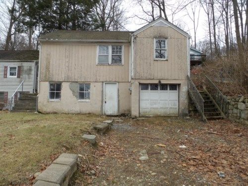 36 Winona Trail, Lake Hopatcong, NJ 07849
