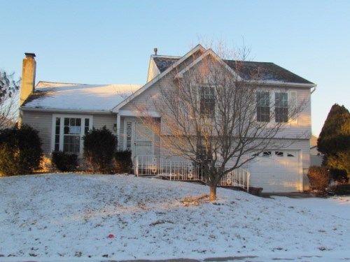 74 Lomond Rd, Williamstown, NJ 08094