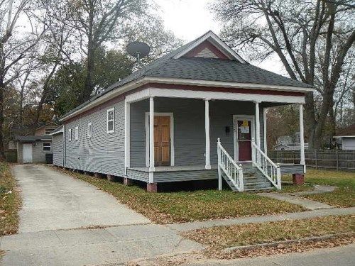 1035 Eustis St, Shreveport, LA 71104