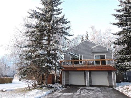 19150 Sarichef, Eagle River, AK 99577