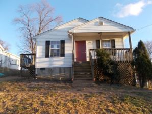 1613 Eastgate Ave NE, Roanoke, VA 24012