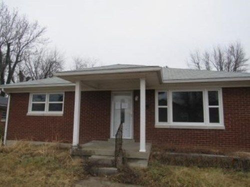 4803 Paramount Dr, Louisville, KY 40258