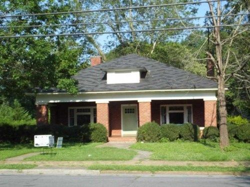 211 N College St, Cedartown, GA 30125