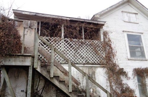 406 Crane St, Crane, MO 65633