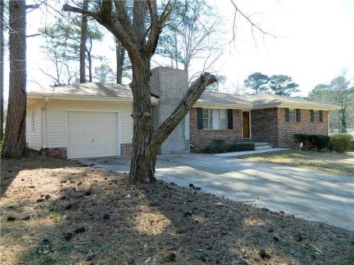 4017 Gretna Green Dr, Decatur, GA 30035