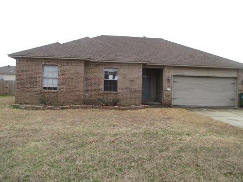 27 Thunderbird Dr, Cabot, AR 72023