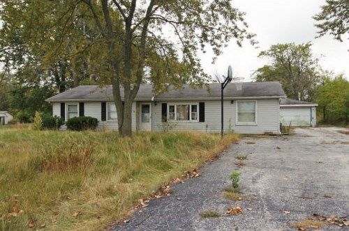 927 W Elms Court Ln, Crete, IL 60417