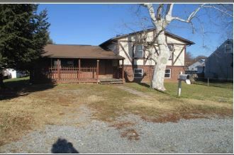 16 Compression Ct, Middle River, MD 21220