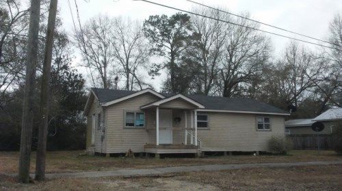 610 E Park Ave, Hammond, LA 70403