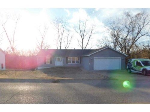 1611 Crystal Heights Rd, Festus, MO 63028
