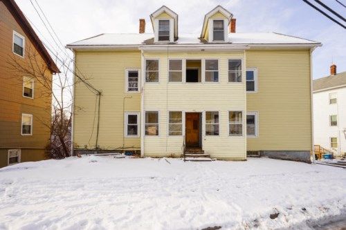 42 Whitcomb St, Webster, MA 01570