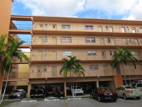 1950 W 54TH ST #203, Hialeah, FL 33012