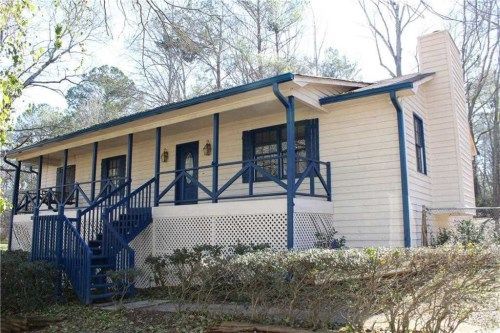 2439 Sawmill Dr, Marietta, GA 30064