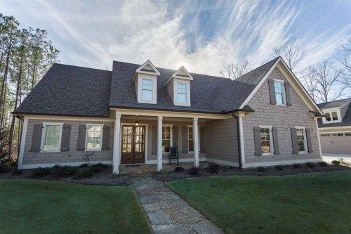 370 Sidney Ln, Fayetteville, GA 30215