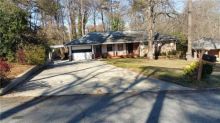 4244 Castle Pines Ct Tucker, GA 30084