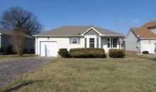 2426 Calico Ct Clarksville, TN 37042