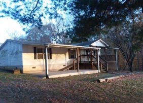 8815 Pike Rd, Montvale, VA 24122