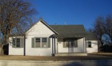 1304 N Monroe St Hutchinson, KS 67501