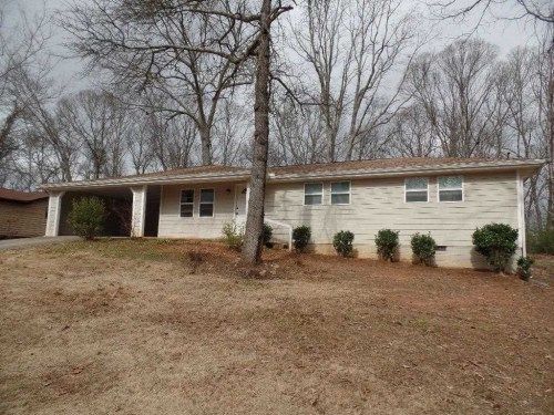 5700 Bob White Ln, Douglasville, GA 30135