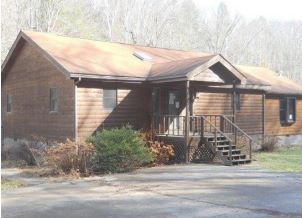 145 4h Camp Road, Fayetteville, WV 25840