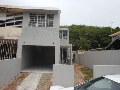 12 Santa Maria, Ceiba, PR 00735