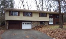 94 Carpenter Rd Manchester, CT 06040