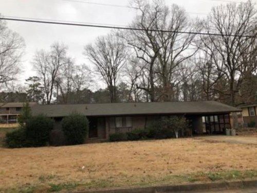 807 PARKER RD, Bessemer, AL 35022