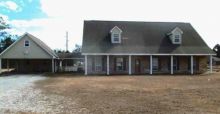 88 FALCON DR Picayune, MS 39466