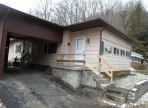 198 Big Elk Dr, Jenkins, KY 41537