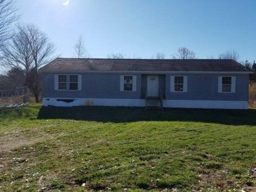 311 Townhouse Road, Kenduskeag, ME 04450