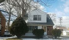 19215 Meyers Detroit, MI 48235