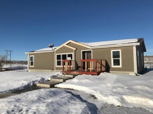 28 Plateau Dr, Columbus, MT 59019