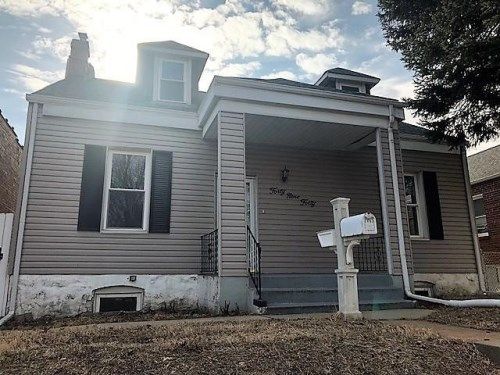 4940 Quincy St, Saint Louis, MO 63109