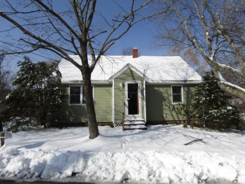 7 Leary Ct, Exeter, NH 03833