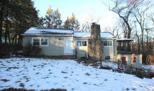 8 Walnut Trl Danbury, CT 06811