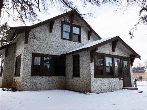 802 S 6th St, Brainerd, MN 56401
