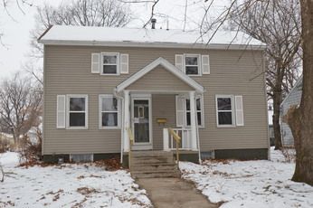 207 Sycamore St, Pekin, IL 61554
