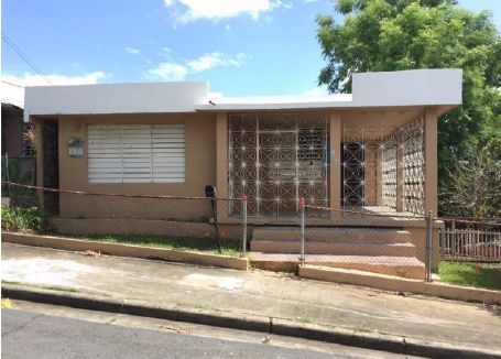 J-1 Calle 8 02, Bayamon, PR 00960