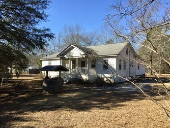 341 Tannenbaum Rd, Ravenel, SC 29470