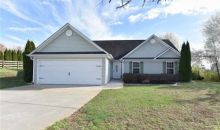 6619 Quincy Dr Flowery Branch, GA 30542