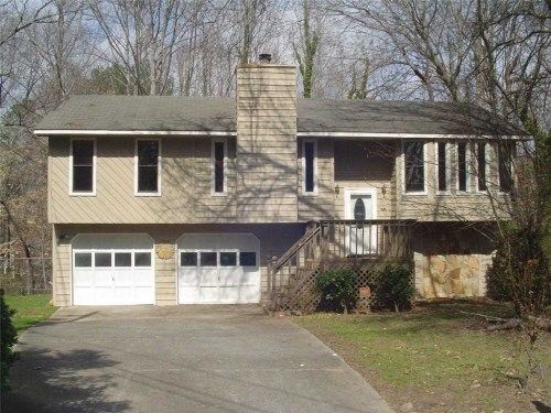 3028 Jonathan Ct, Snellville, GA 30039
