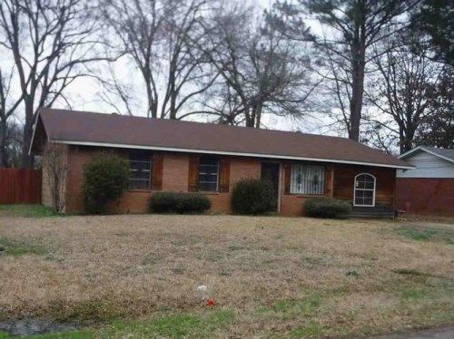 229 Sherwood Drive, Canton, MS 39046