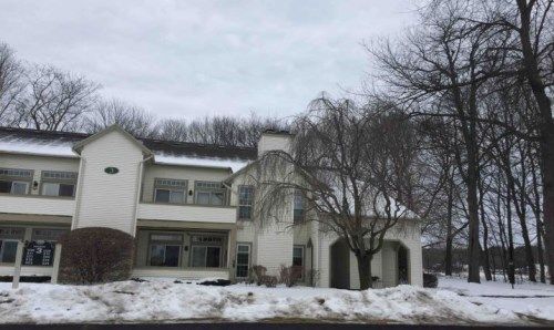 322 Hampton Place Blvd, Troy, NY 12180