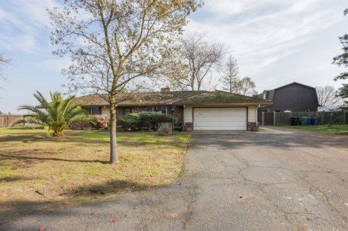 3130 Point Pleasant Rd, Elk Grove, CA 95757