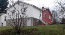 104 Mancha St Eighty Four, PA 15330