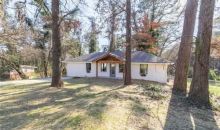 2327 Pinewood Dr Decatur, GA 30032