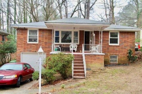211 Hemphill School Rd, Atlanta, GA 30331