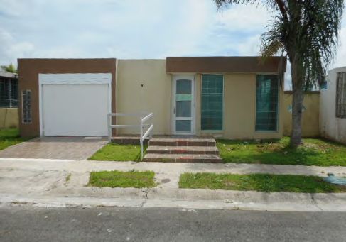 L-23 12 St La Campina Dev, Las Piedras, PR 00771