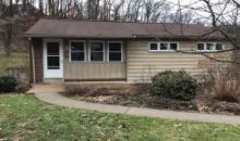 4854 Hialeah Dr Pittsburgh, PA 15239