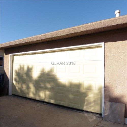 5320 W Oakey Boulevard, Las Vegas, NV 89146